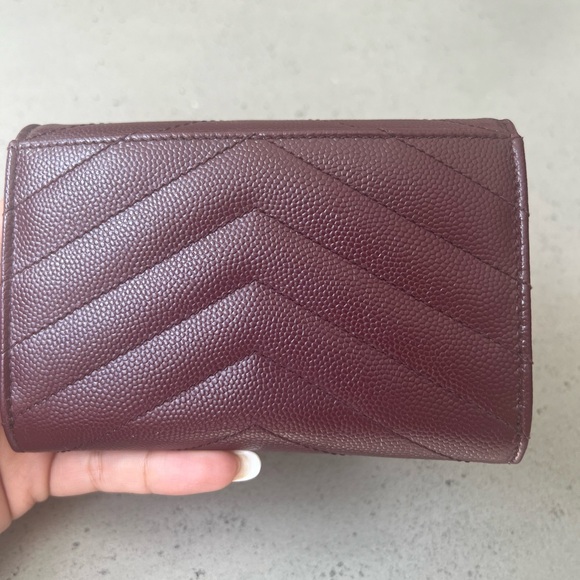 SOLD. Brand new AUTHENTIC YSL saint laurent wallet. Never used. Comes with box - Picture 8 of 9